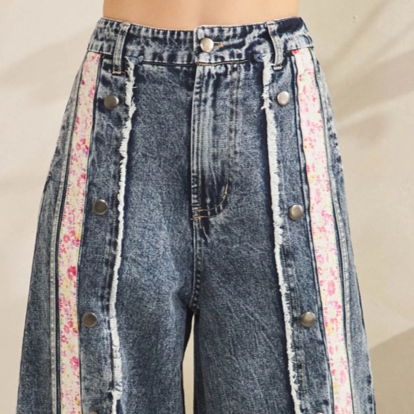 Oli and Hali “ Chrissy ” Oli & Hali Button Down Wide Leg Denim Pants 57A - Picture 6 of 8